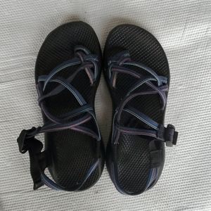 Used size 8 womens chaco